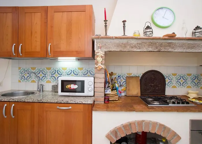 Casa Nocella A Bagnaia - Goelba 펜션 *