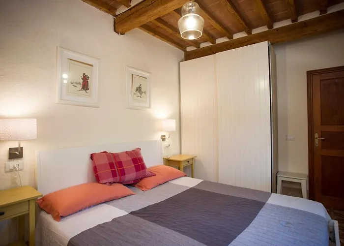 Casa Nocella A Bagnaia - Goelba 펜션 *